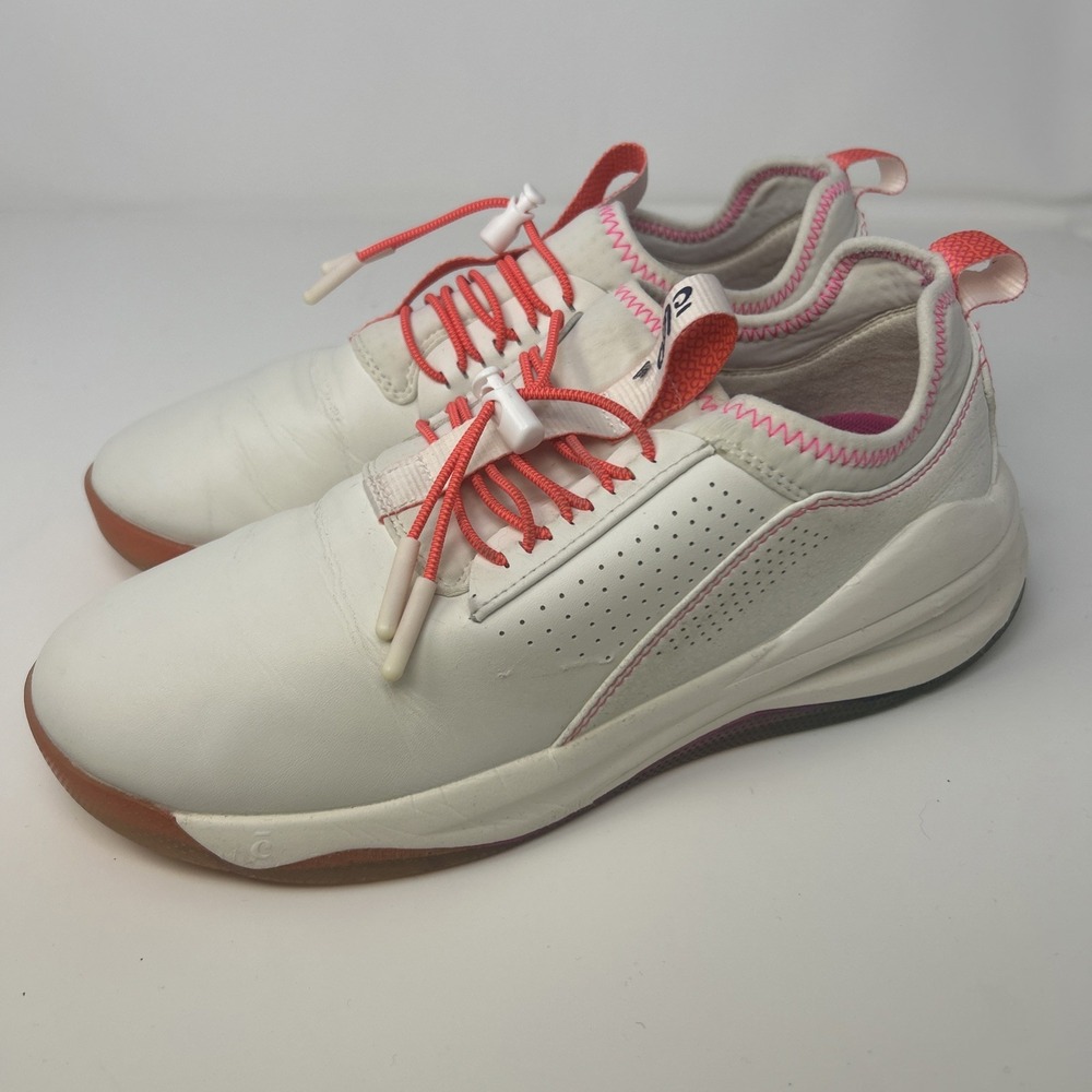 Clove Women's Classic Fuscia Fade Nursing Sneaker Sz 7.5 White Leather